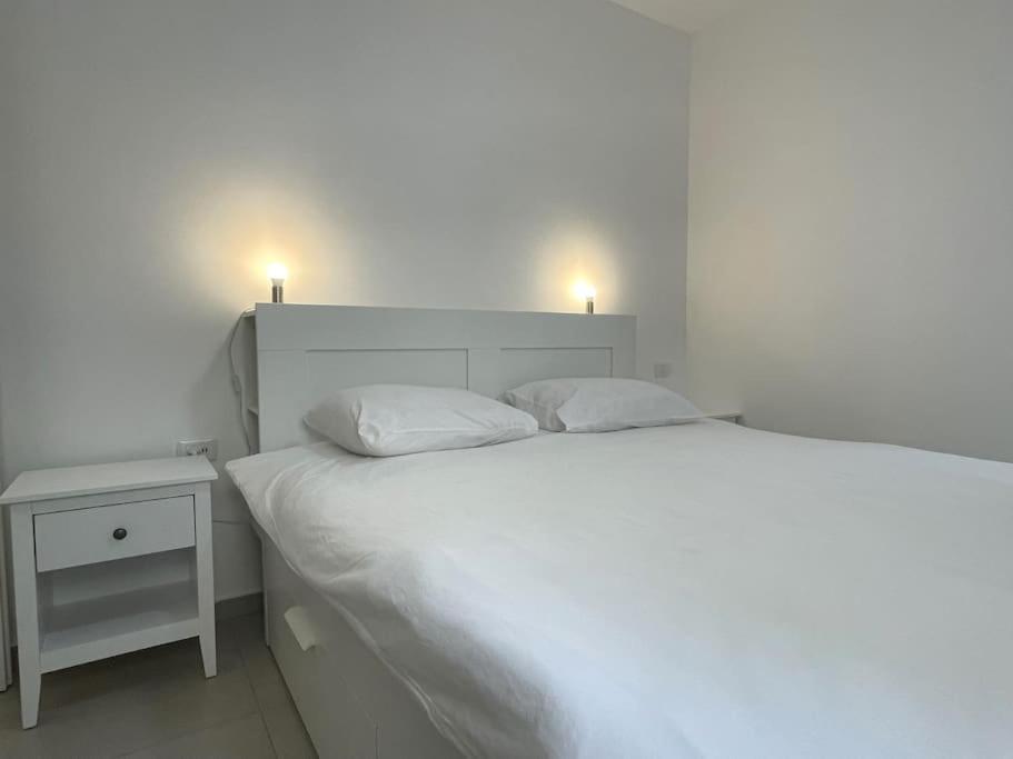 Coral 1br דירה *